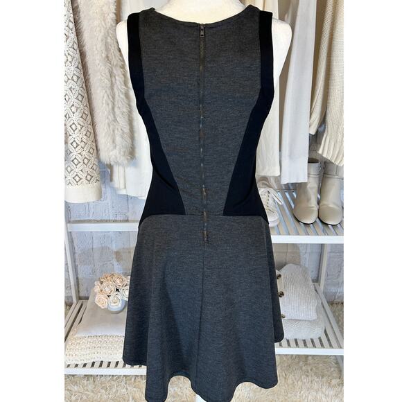 Mossimo Women's Size XS Black & Gray Colorblock Fit & Flare Skater Dress #0213 - Picture 4 of 8